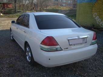 2001 Toyota Mark II Photos