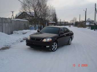 2001 Toyota Mark II Photos
