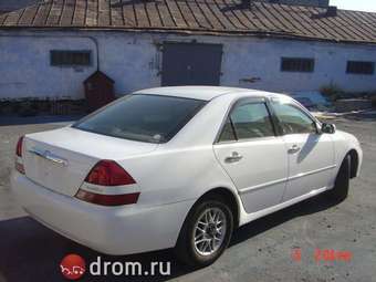 2001 Toyota Mark II Pictures