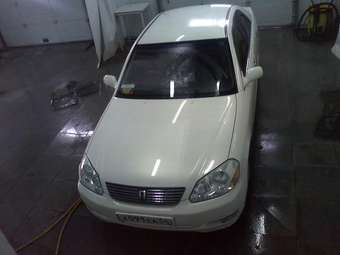 2001 Toyota Mark II Photos