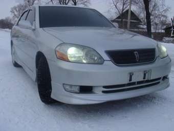 2001 Toyota Mark II Photos
