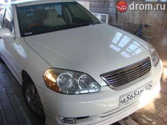 2001 Toyota Mark II Photos