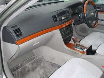 2001 Toyota Mark II Pictures