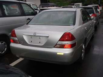 2001 Toyota Mark II Photos