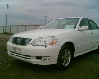 2001 Toyota Mark II Pictures