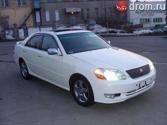 2001 Toyota Mark II Pictures