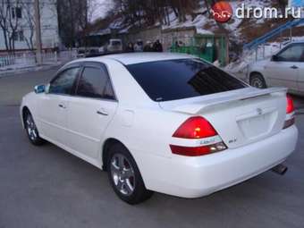 2001 Toyota Mark II Pictures