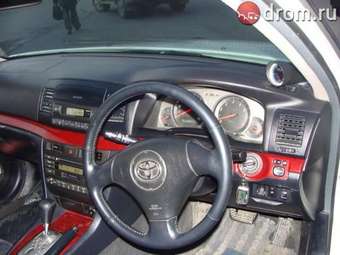 2001 Toyota Mark II Photos