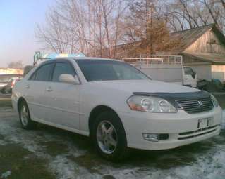 2001 Toyota Mark II Photos
