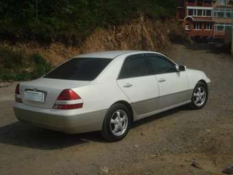 2001 Toyota Mark II Photos