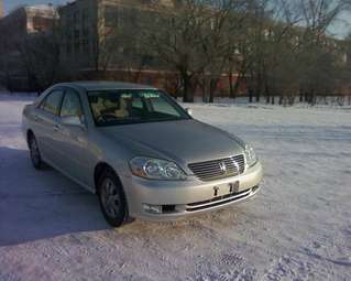 2001 Toyota Mark II Pictures