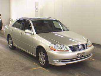 2001 Toyota Mark II Photos