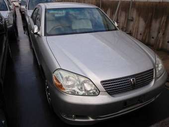 2001 Toyota Mark II Images