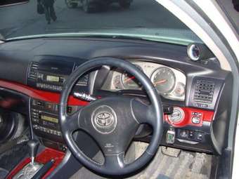 2001 Toyota Mark II Images