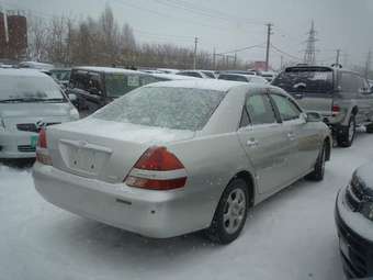 2001 Toyota Mark II Photos
