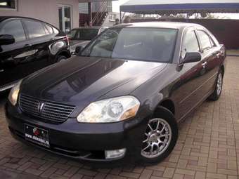 2001 Toyota Mark II Photos