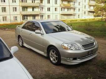 2001 Toyota Mark II Pictures