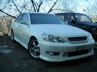 2001 Toyota Mark II Pictures