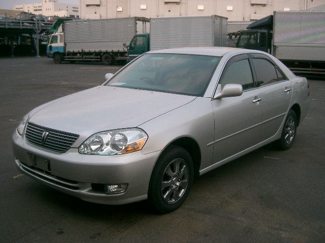 2002 Toyota Mark II Pictures