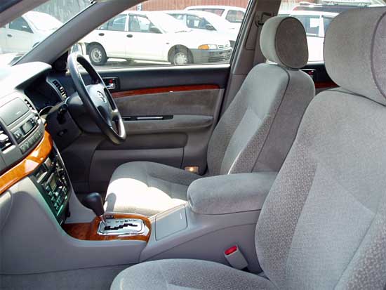 2002 Toyota Mark II Pictures