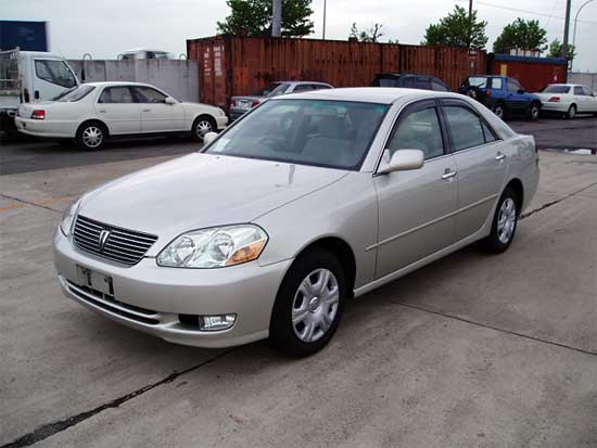 2002 Toyota Mark II Pictures