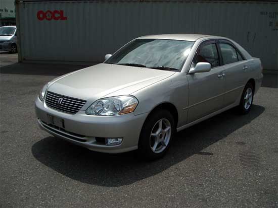 2002 Toyota Mark II Pics