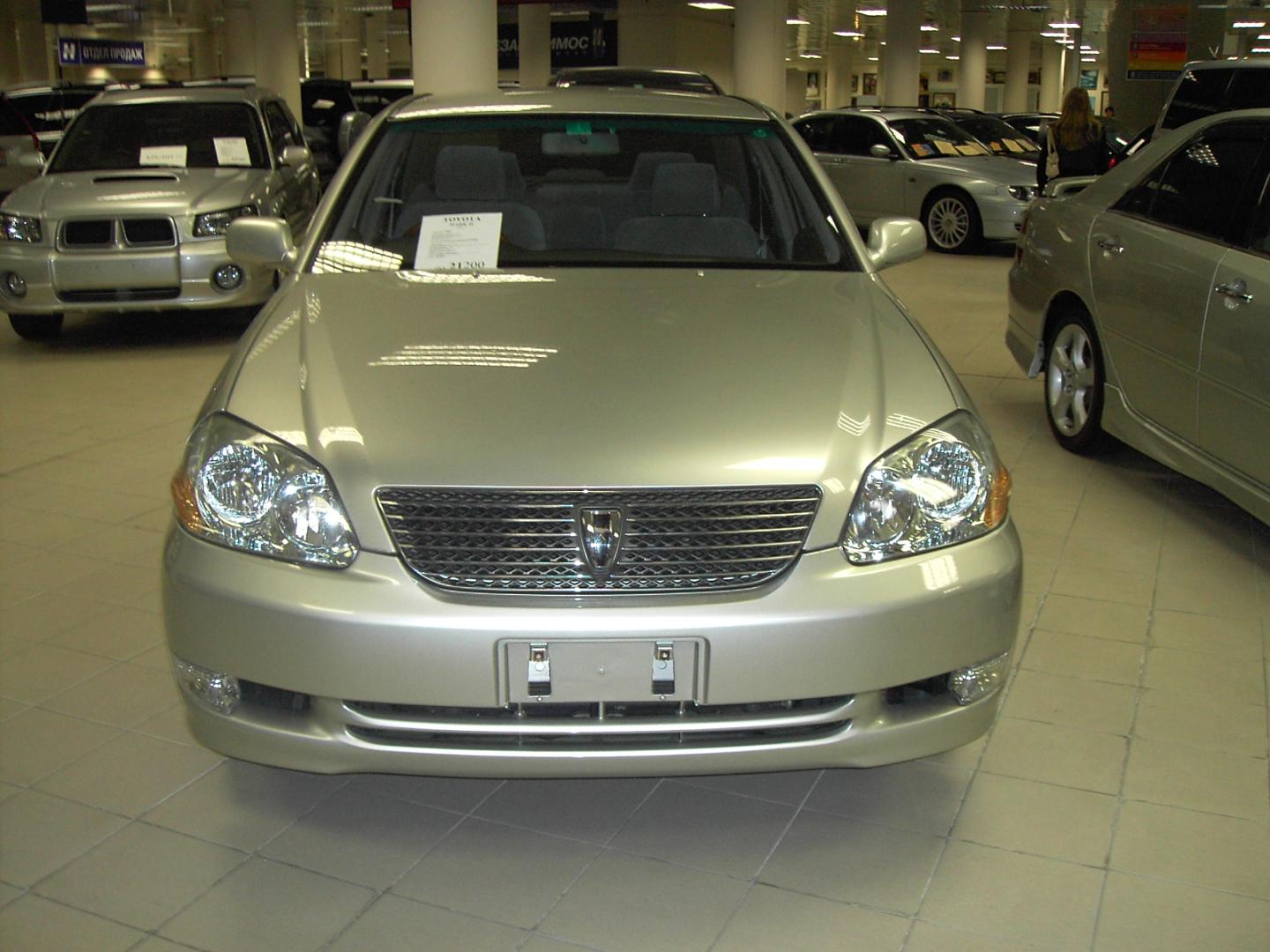 2002 Toyota Mark II Pictures