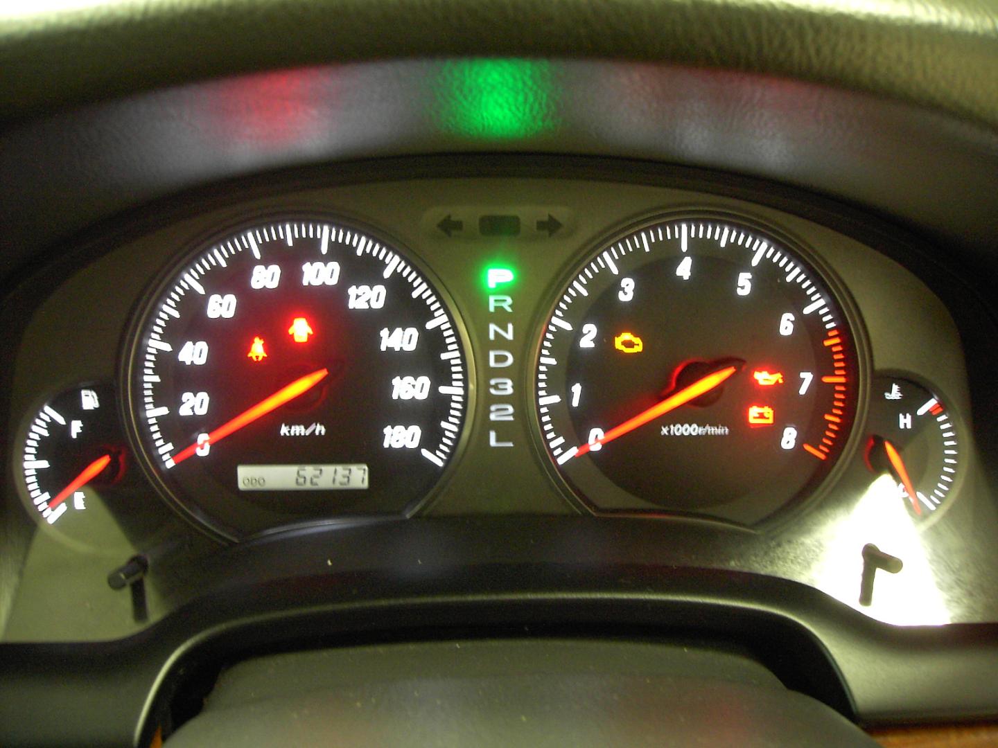 2002 Toyota Mark II Pictures