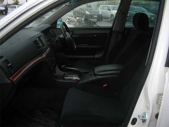 2002 Toyota Mark II Images
