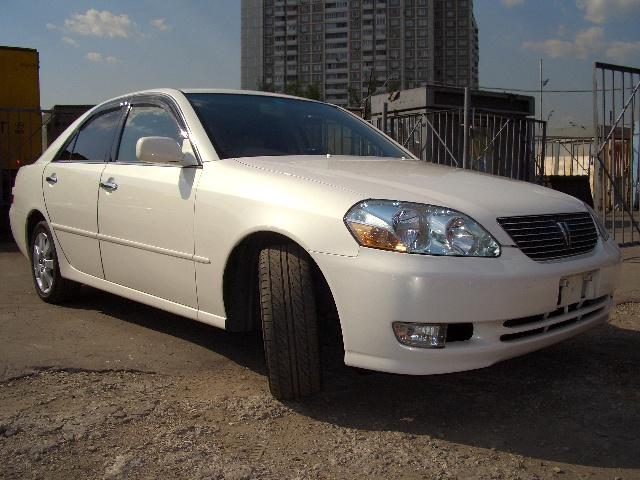 2002 Toyota Mark II Pictures