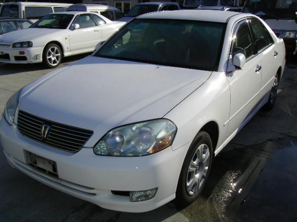 2002 Toyota Mark II Pics