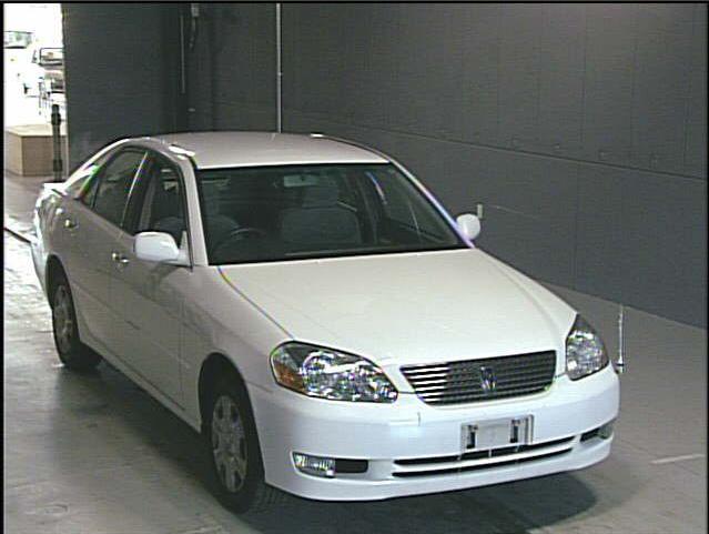 2002 Toyota Mark II Pictures