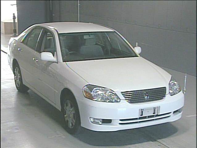 2002 Toyota Mark II Images