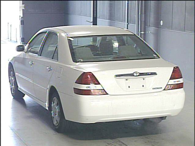 2002 Toyota Mark II Pictures