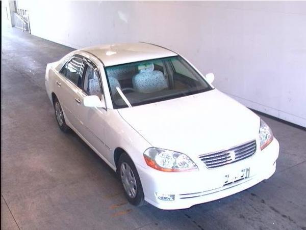 2002 Toyota Mark II Pictures