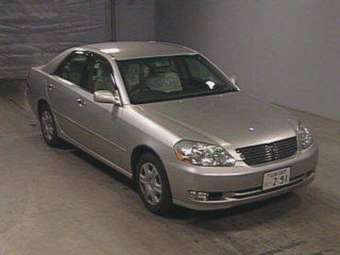 2002 Toyota Mark II Images