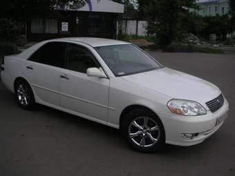 2002 Toyota Mark II Pics