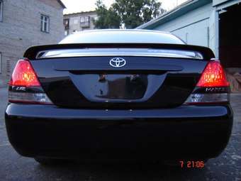 2002 Toyota Mark II Photos