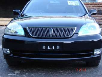 2002 Toyota Mark II Images