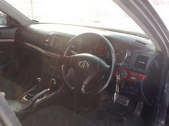 2002 Toyota Mark II Photos