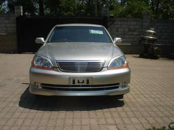 2002 Toyota Mark II Images