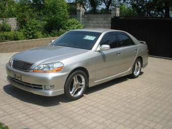 2002 Toyota Mark II Pictures