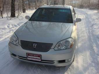 2002 Toyota Mark II Images