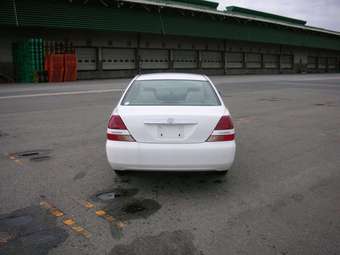 2002 Toyota Mark II Photos