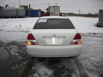 2002 Toyota Mark II Photos