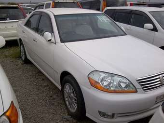 2002 Toyota Mark II Pictures
