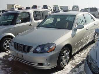 2002 Toyota Mark II Pictures