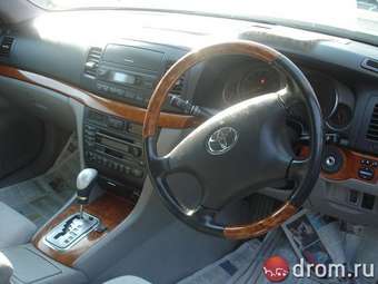 2002 Toyota Mark II Photos