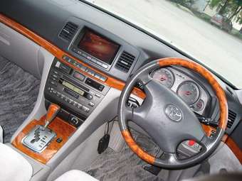 2002 Toyota Mark II Pics