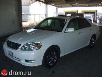 2002 Toyota Mark II Pictures